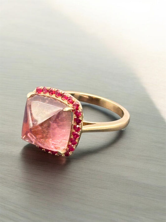 Unique sugarloaf tourmaline ring