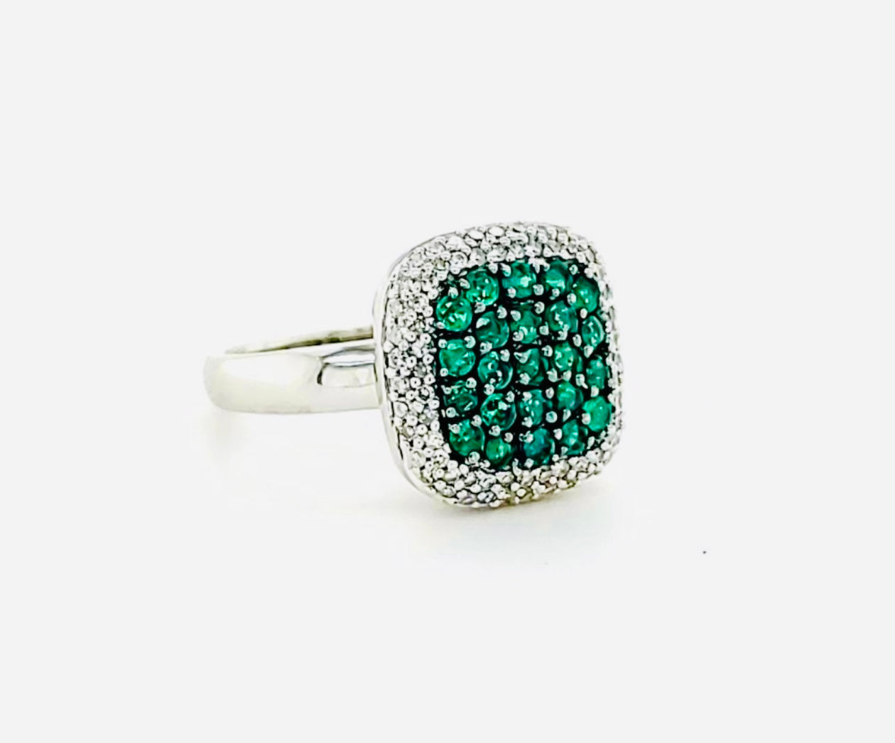 White Gold Emerald Ring